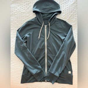 Vuori Women’s Performnace Hoodie LIKE NEW